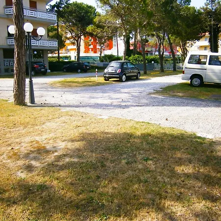 Apart-hotel Zenith 3*